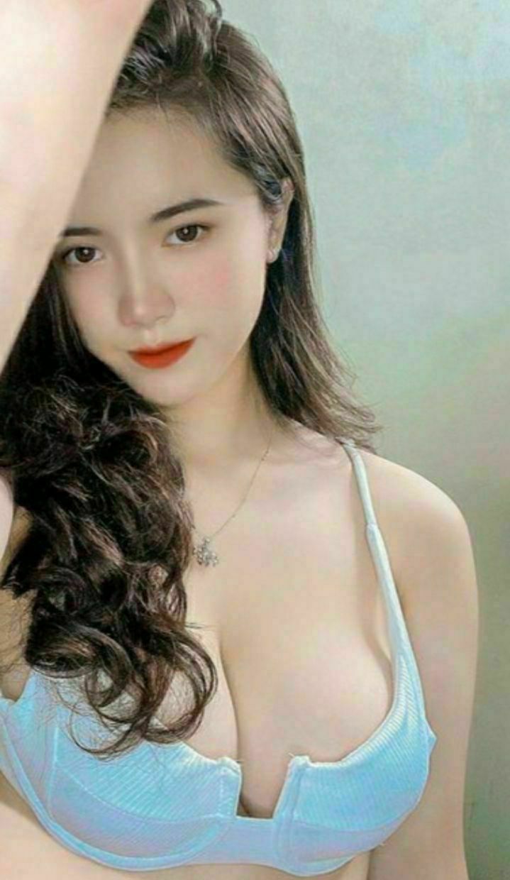 Cuộc sống tình dục hàng ngày của cặp đôi trẻ châu Âu